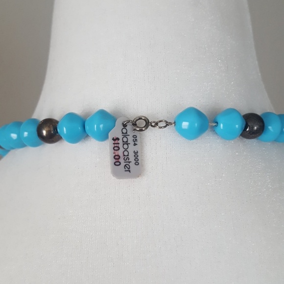 Alabaster Blue Bead and Silver Heart Pendant - Picture 4 of 4